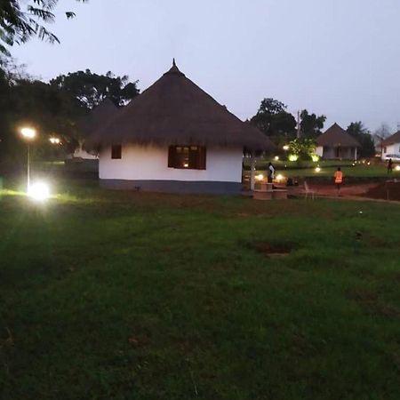 Yaoundé Village Noah מראה חיצוני תמונה